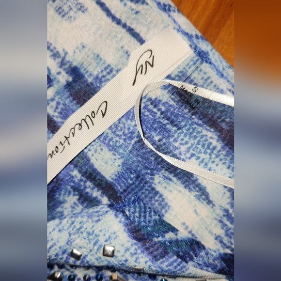 NY Collection Blue Patterned Top with Rhinestones - Picture 7 of 10